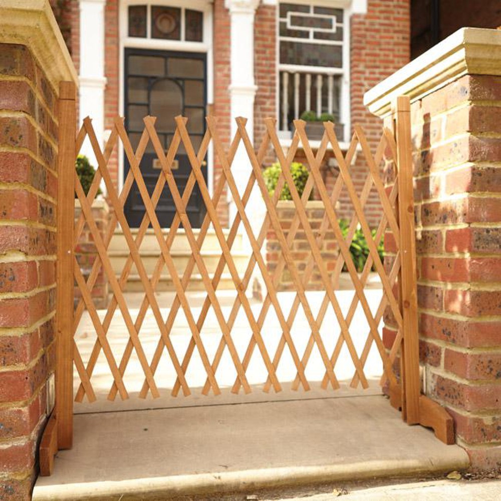 Expanding Fence