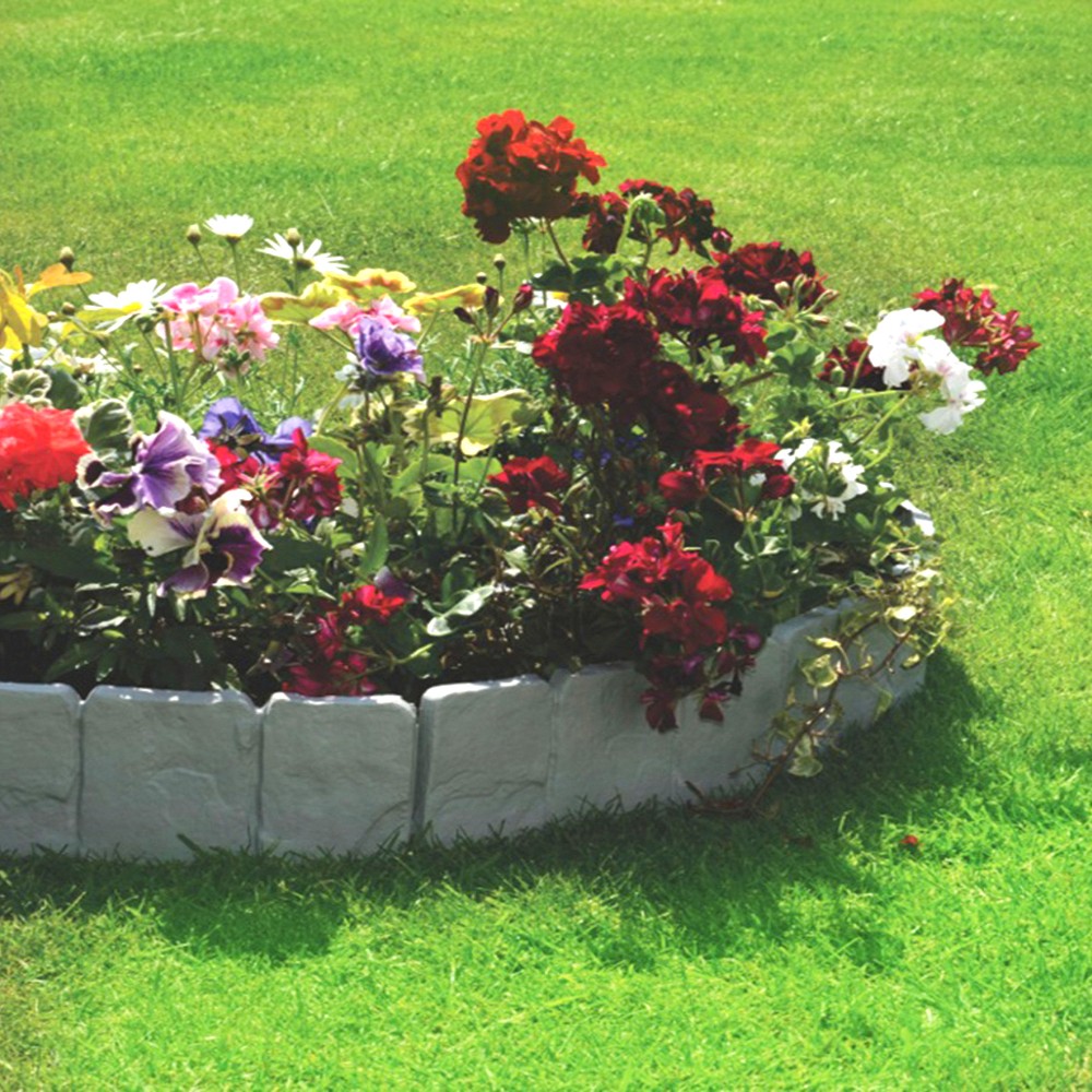 Cobbled Stone Garden Edging