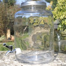 Retro Jar with Tap