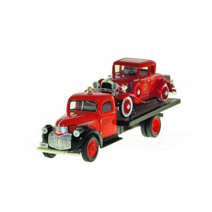 1941 Tow Truck and 1932 Fire Chief Set