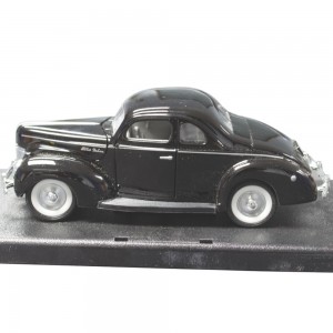 1940 Deluxe Coupe